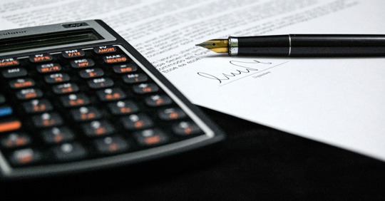 Økonomi og jura i forhold til både