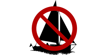 udelukket fra kapsejlads